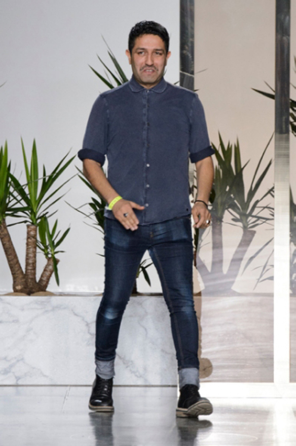 Fall-2015-London-Fashion-Week-Osman-30_600px.jpg Fall-2015-London-Fashion-Week-Osman-30_600px.jpg