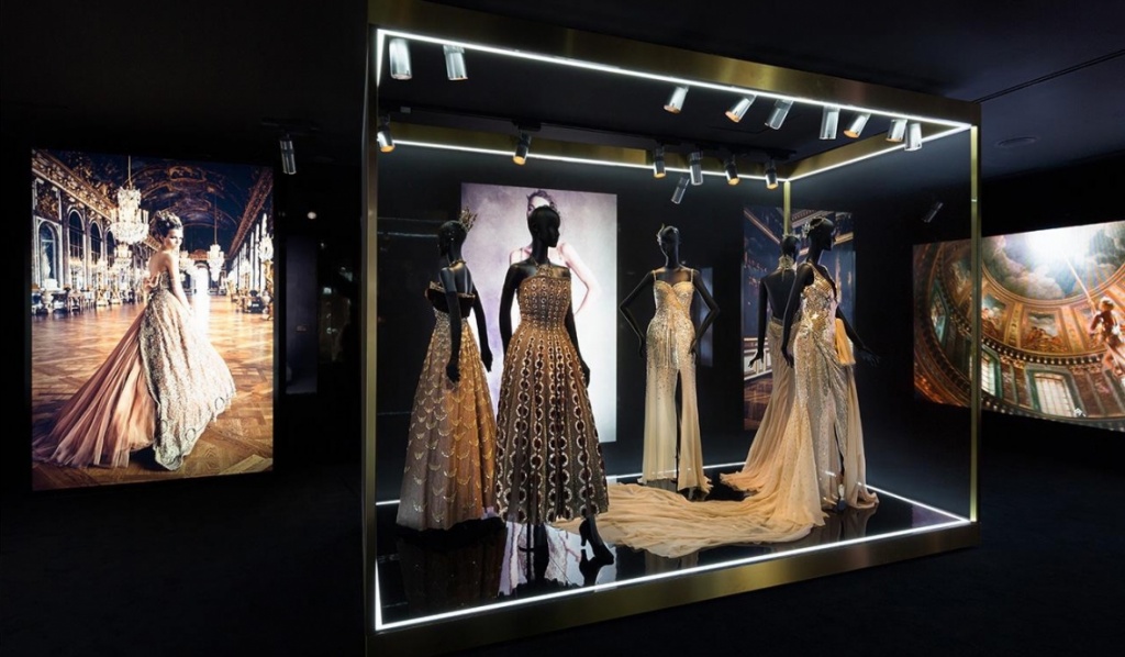 dior-exhibition-paris-12-1137x664.jpg